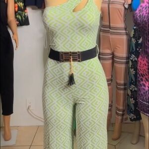 Stylish Green Geometric Jumpsuit with Belt